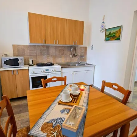 Lovely In Palermo-sferracavallo Apartment Palermo