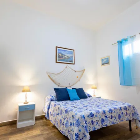 Appartement Lovely In Palermo-sferracavallo Palerme